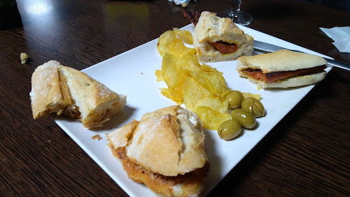 Paco Bar de Tapas — GASTRONOMIA en Granada