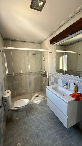 Emilio Callejas S.L. — REFORMAS en Granada