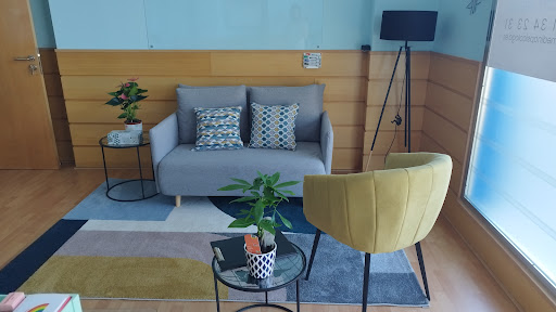 Centro de Psicología Ángela Medina — SALUD en Granada