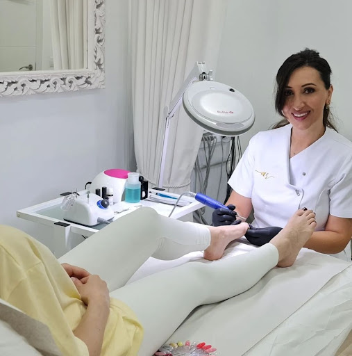 Centro de Estética Ana Ruiz — SALUD en Granada